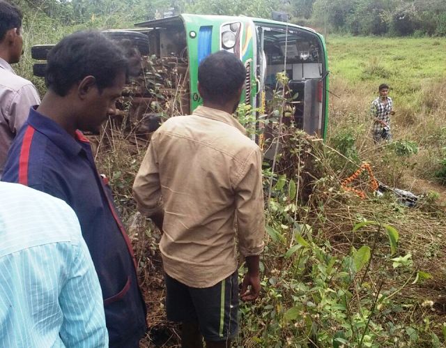 In a tragic accident two youths killed on spot at Hiriadka